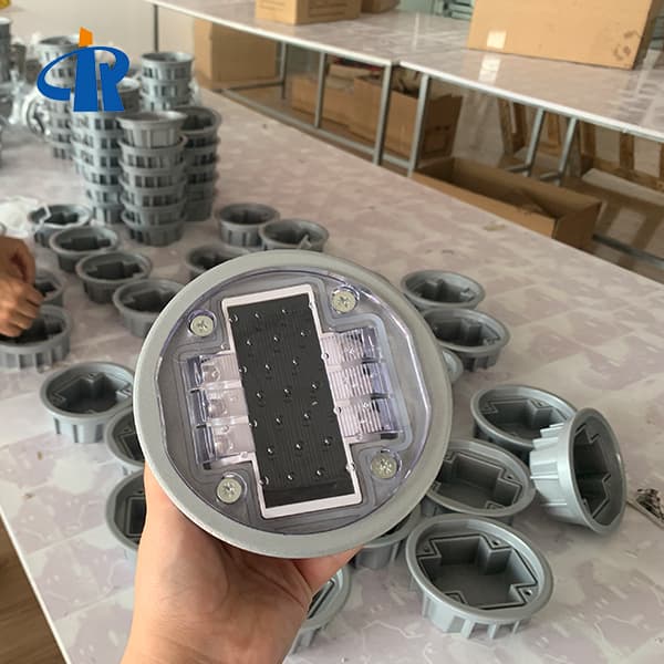 <h3>Half Round Solar Road Stud For Truck In Philippines-RUICHEN </h3>
